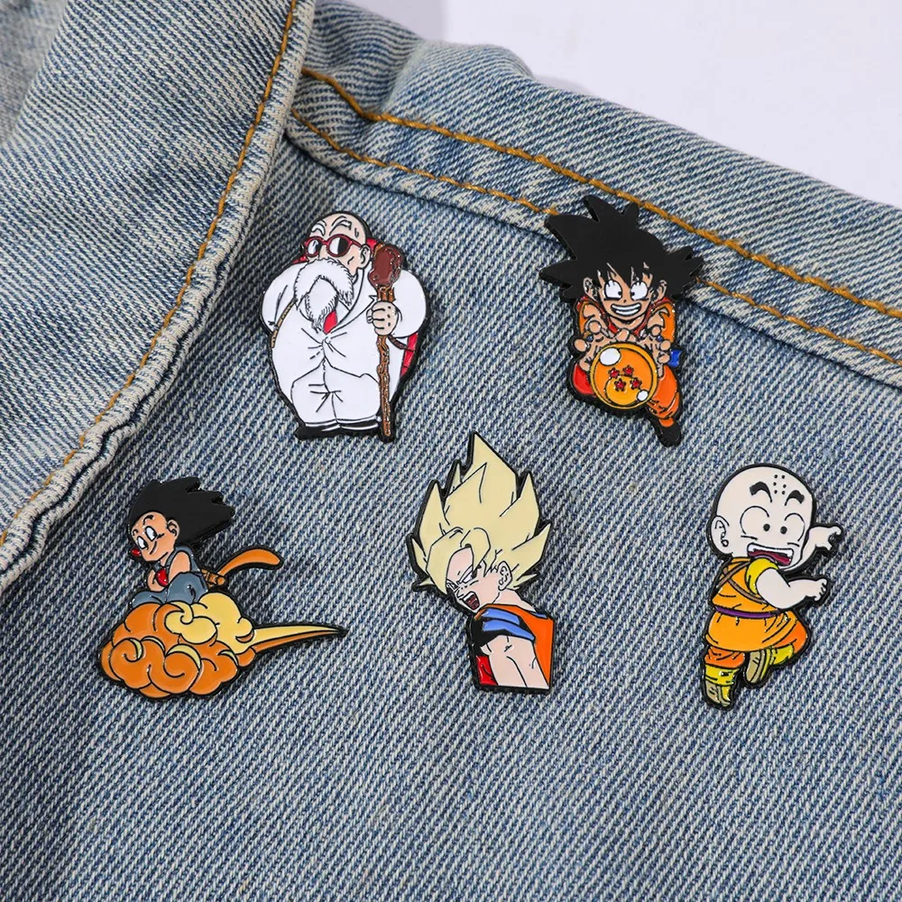 Lapel Pin Enamel - 5 broches classiques populaires sur le