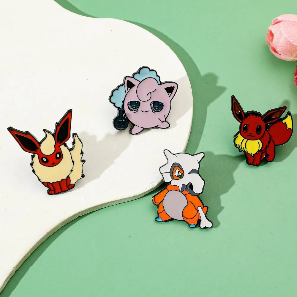 Lot de 4 Broches Personnages d - Lapel Pin Enamel avis et prix